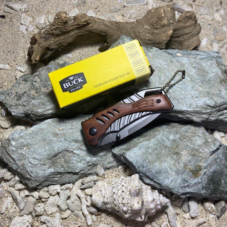 B.U.C.K X61 tactical survival camping knife