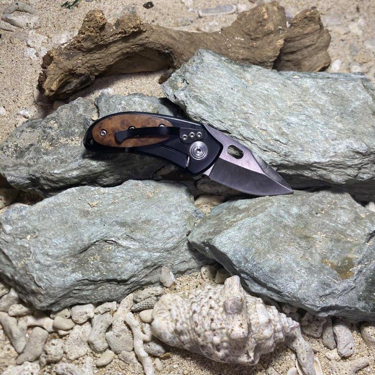 Spyderco 957 tactical survival camping knife