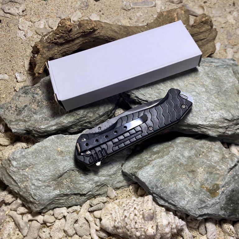 S01 tactical folding knife