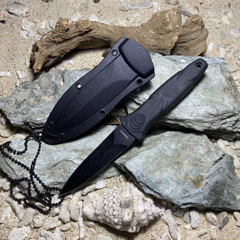 Smith & Wesson neck knife