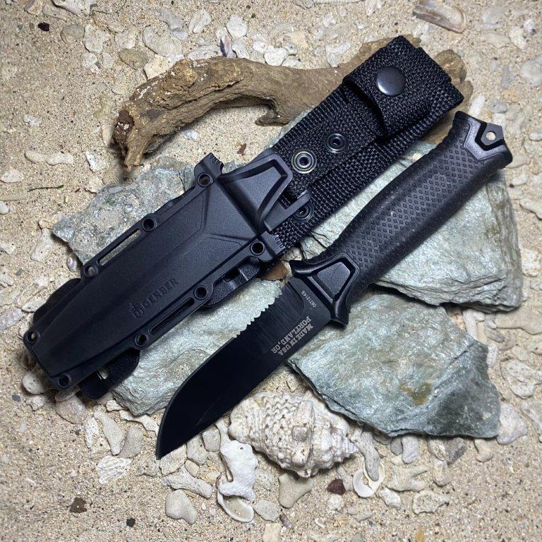 GERBER “STRONG ARM” FIXED BLADE HUNTING KNIFE