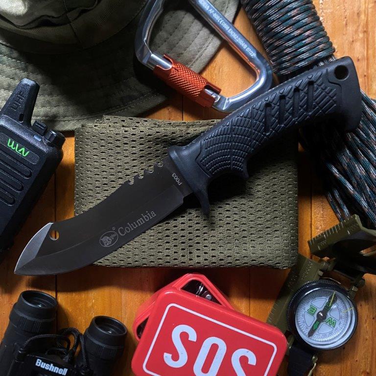 Columbia P003 fixed blade knife